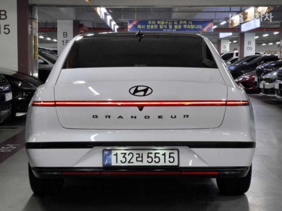 2025 Hyundai Used Car photo