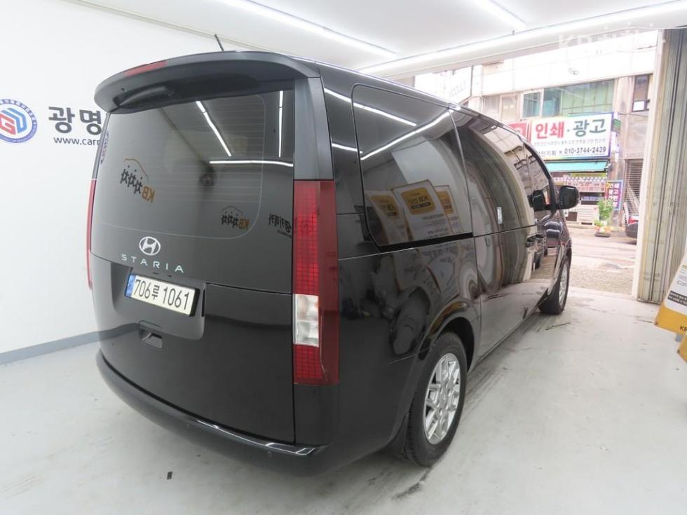 Hyundai Staria — miniaturë 3