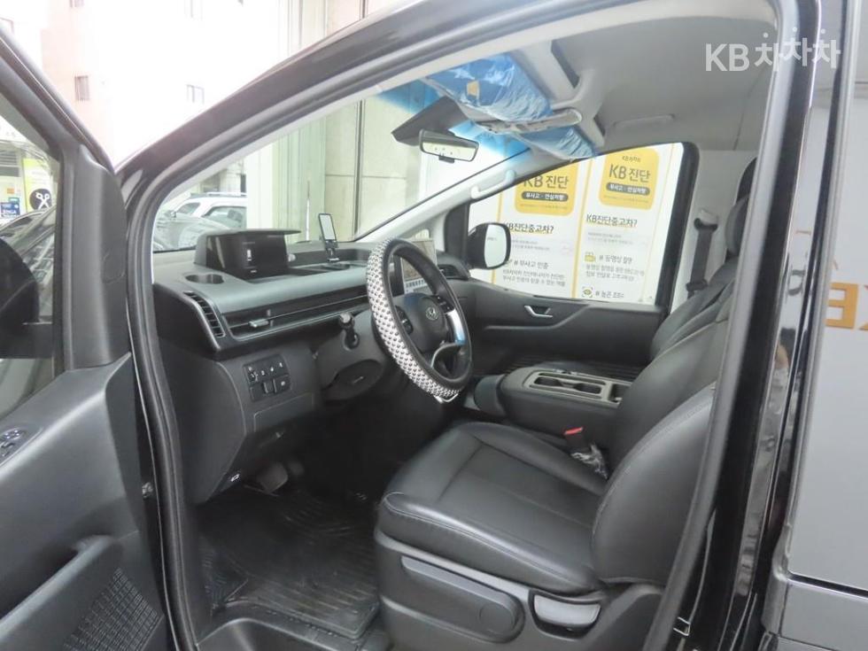 Hyundai Staria — miniaturë 5