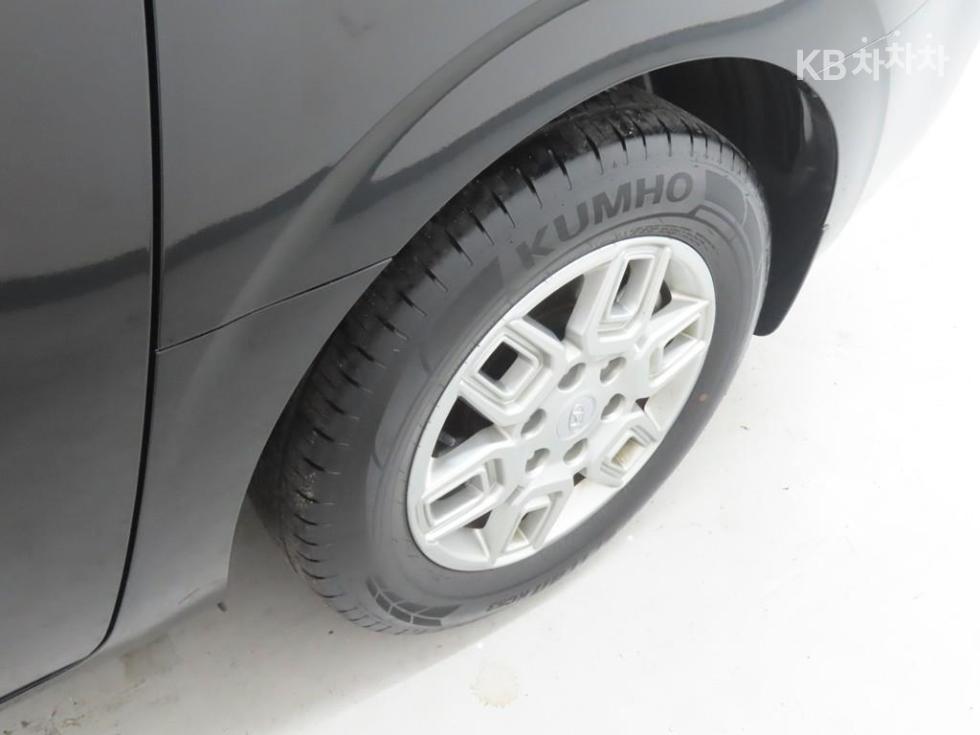 Hyundai Staria — miniaturë 19