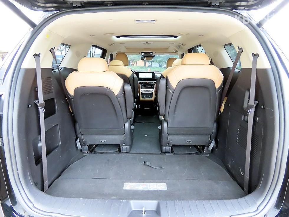 Kia Carnival — miniaturë 16