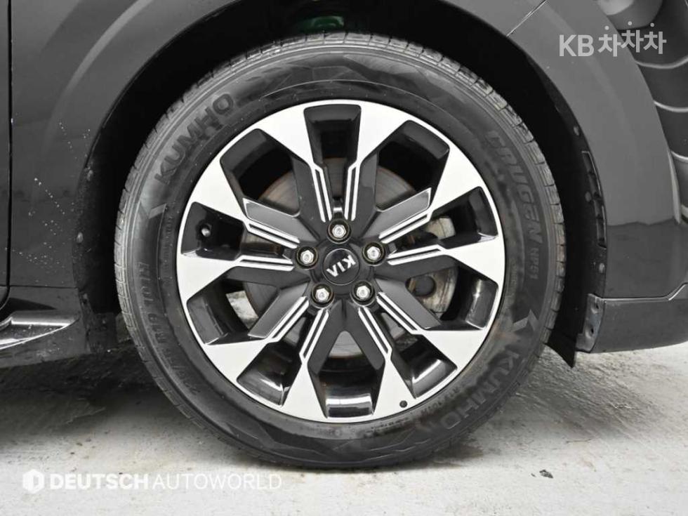 Kia Carnival — miniaturë 5