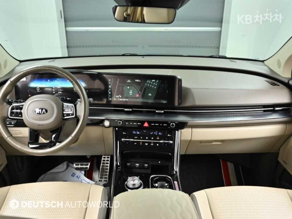 Kia Carnival — miniaturë 7