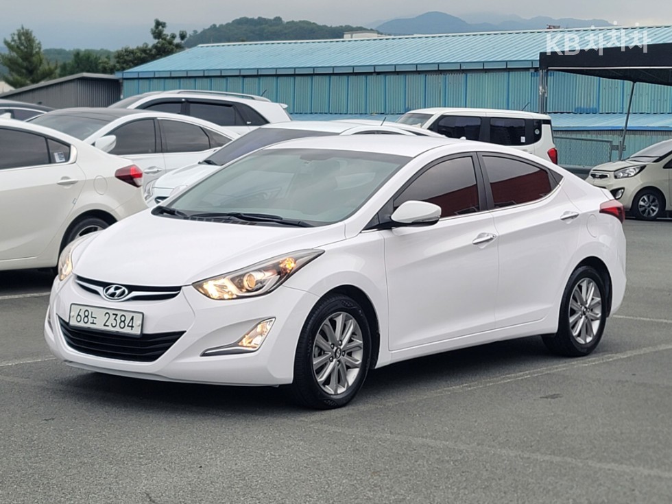 Hyundai Avante — miniaturë 2