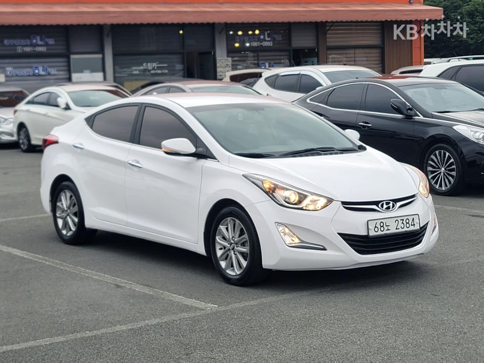 Hyundai Avante — miniaturë 3