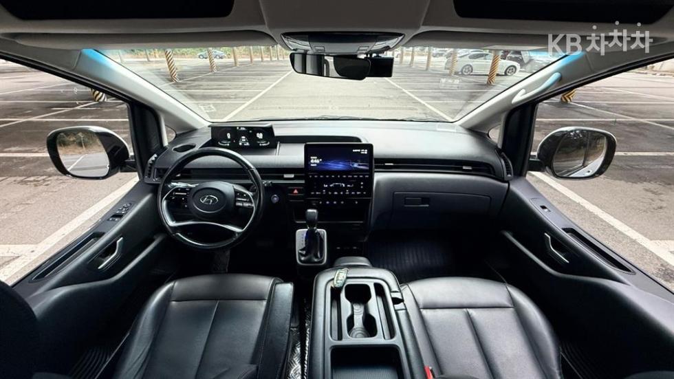 Hyundai Staria — miniaturë 8
