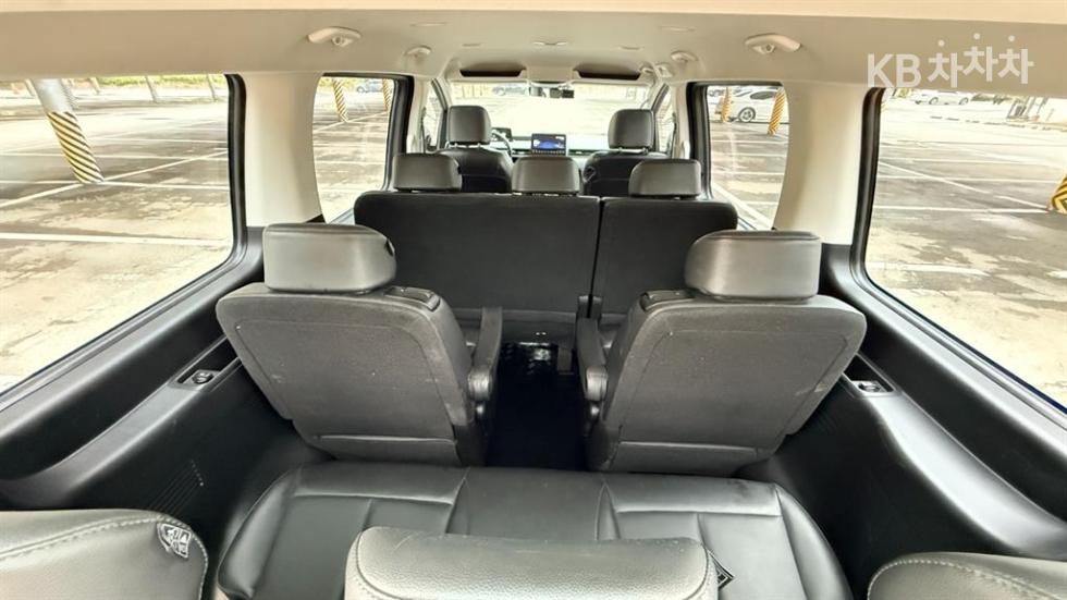 Hyundai Staria — miniaturë 14
