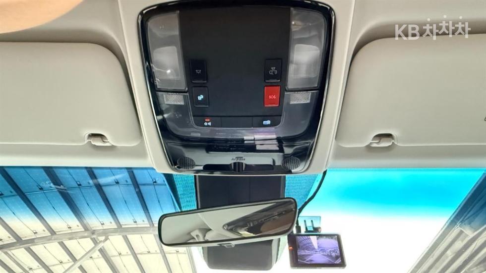 Hyundai Staria — miniaturë 17