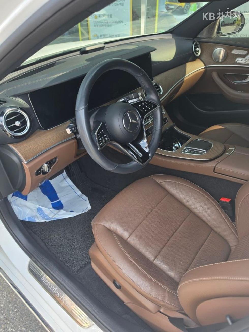 2021 Mercedes-Benz E (W213) photo