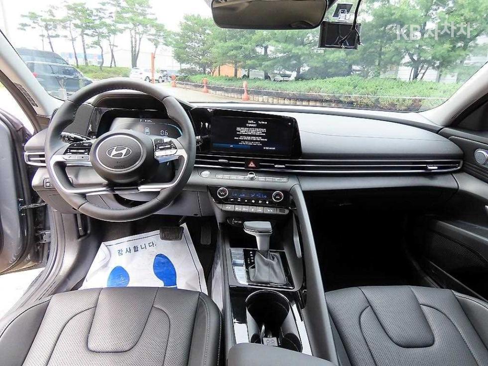 Hyundai Avante — miniaturë 7