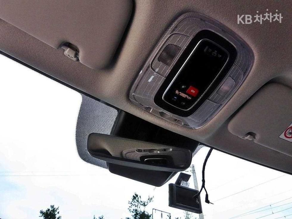 Hyundai Avante — miniaturë 16