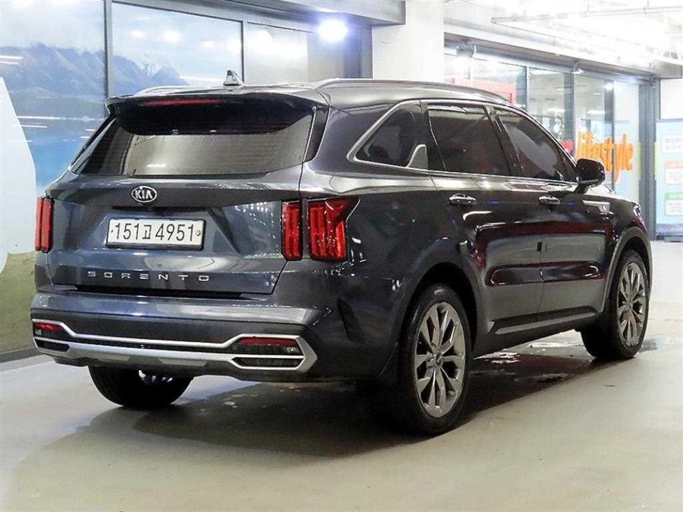 Kia Sorento — miniaturë 4