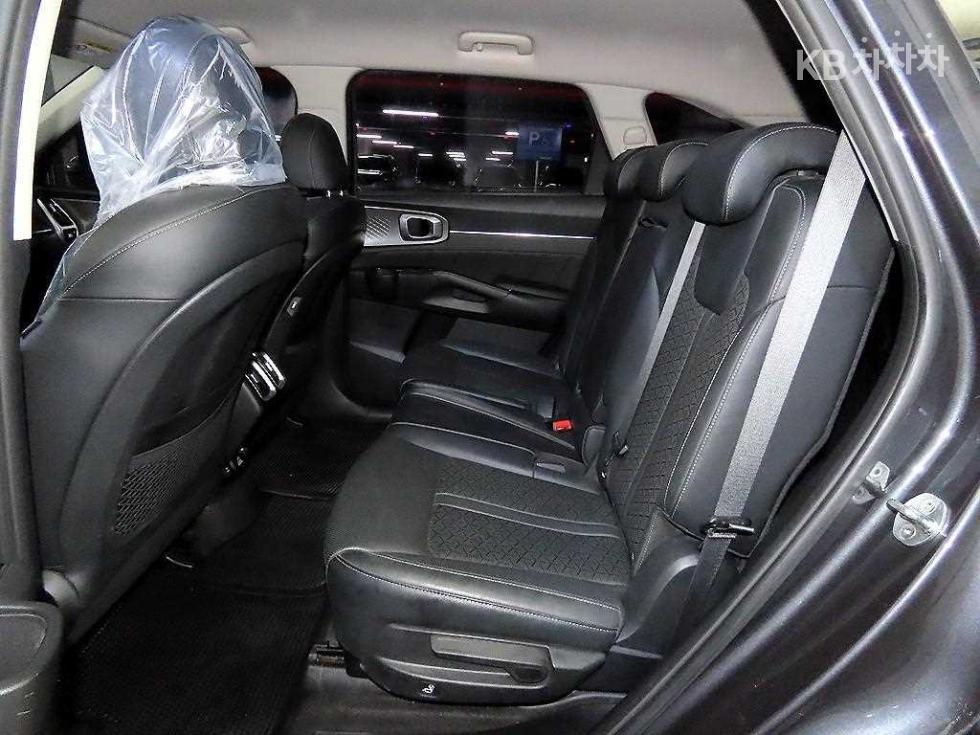 Kia Sorento — miniaturë 7