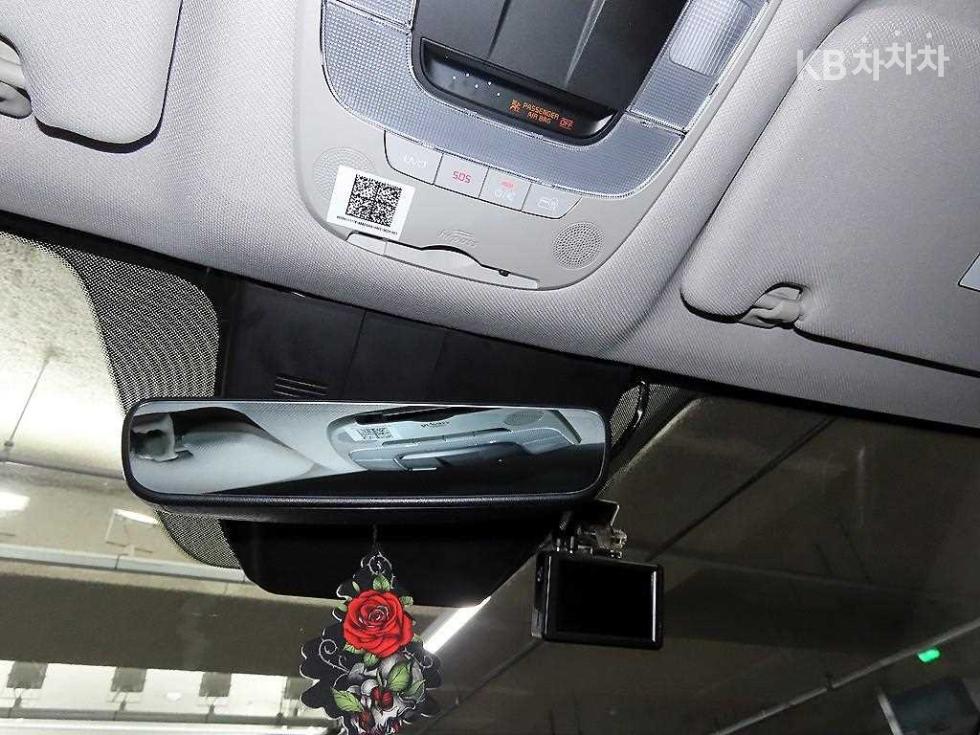 Kia Sorento — miniaturë 15