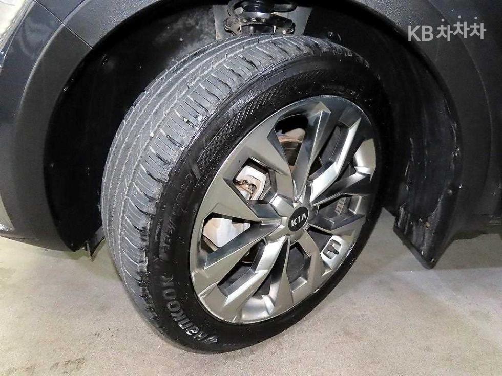 Kia Sorento — miniaturë 20