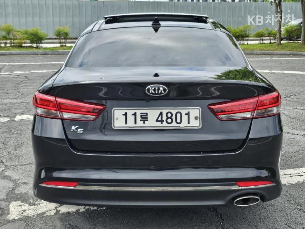 Kia K5 — miniaturë 4