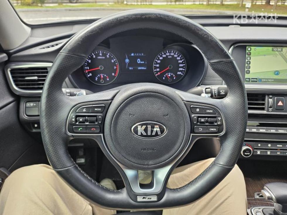 Kia K5 — miniaturë 18