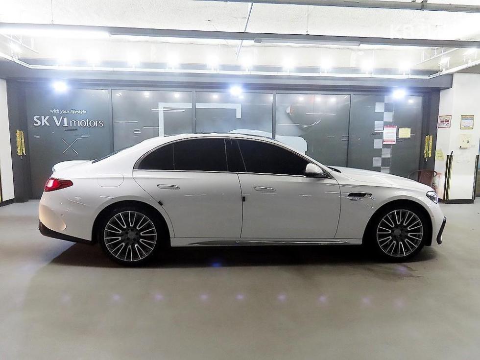 Mercedes-Benz E-klasse — miniaturë 3