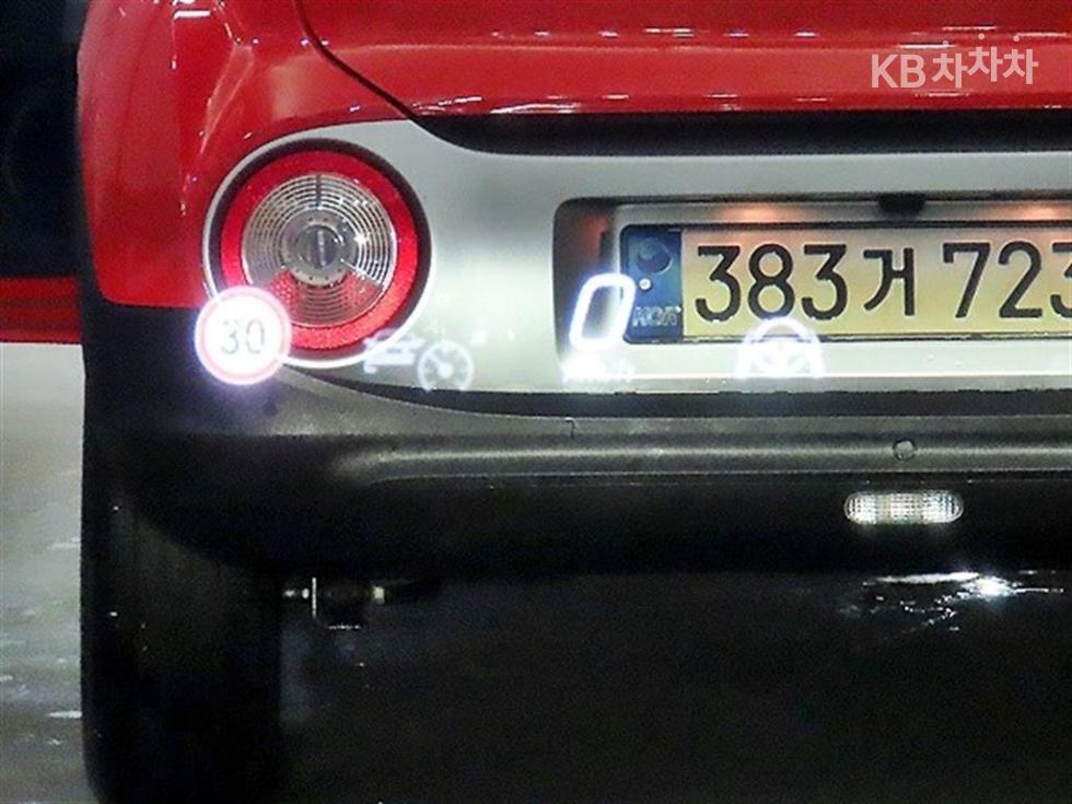 Mercedes-Benz E-klasse — miniaturë 12