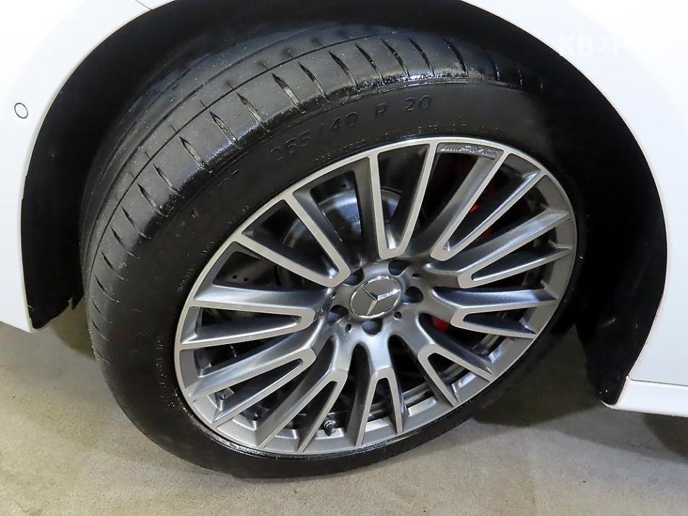 Mercedes-Benz E-klasse — miniaturë 20