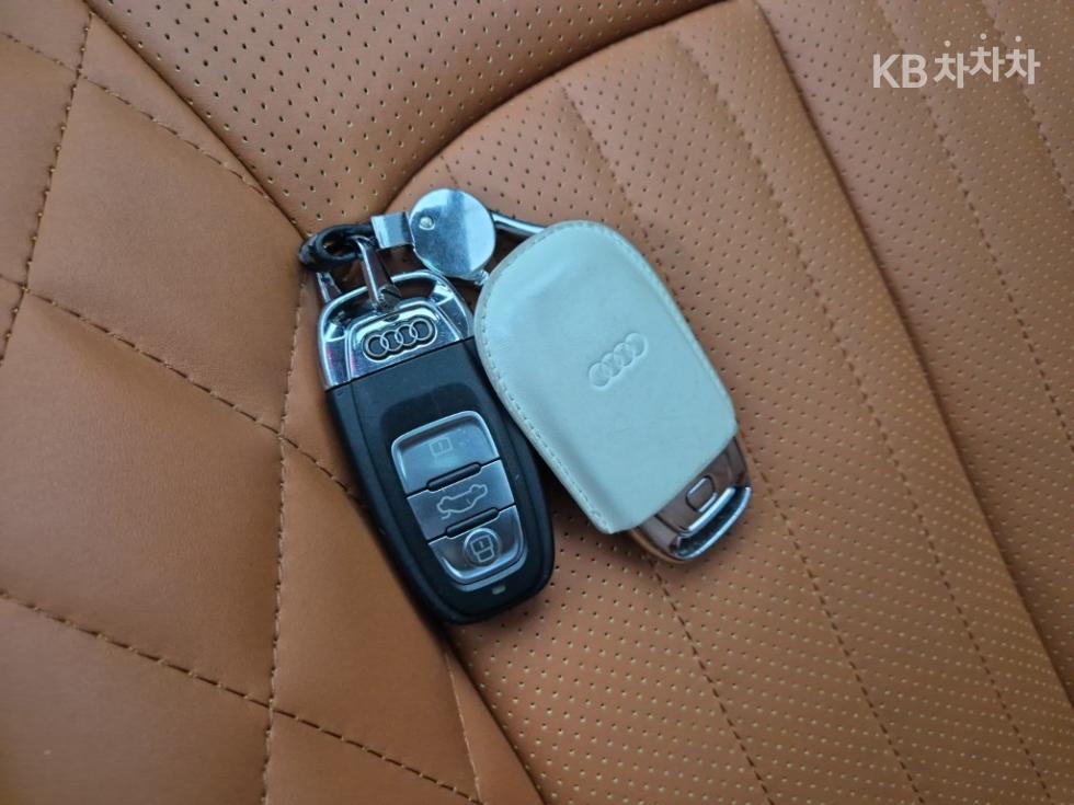Audi A6 — miniaturë 17