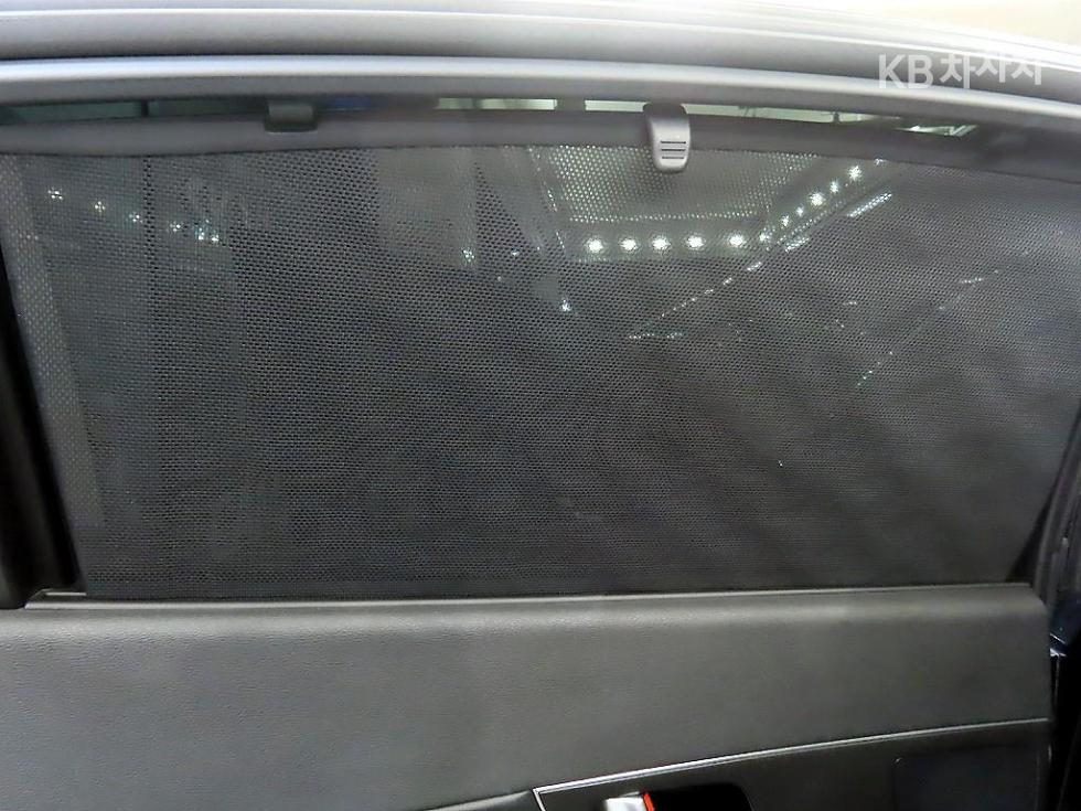 Kia K9 — miniaturë 17