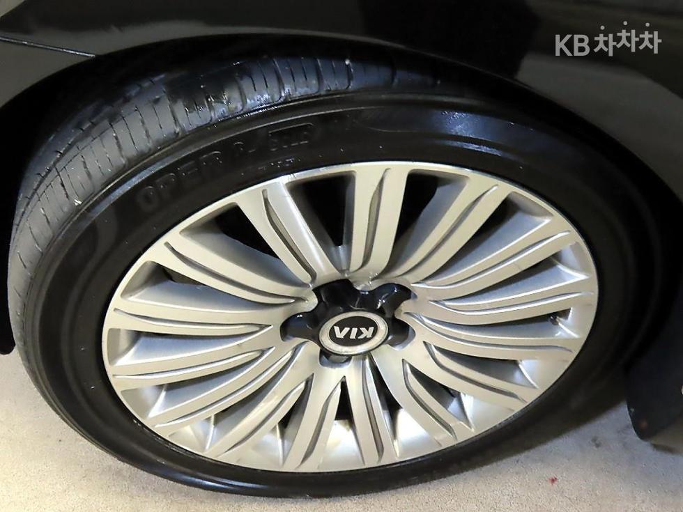 Kia K9 — miniaturë 20