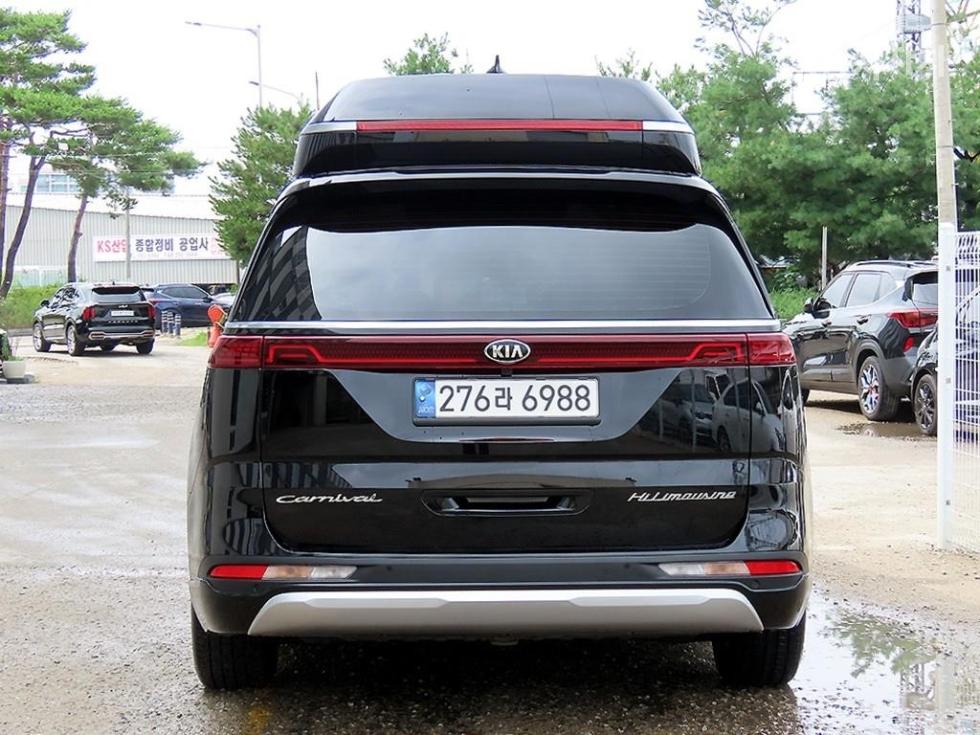 Kia Carnival — miniaturë 4