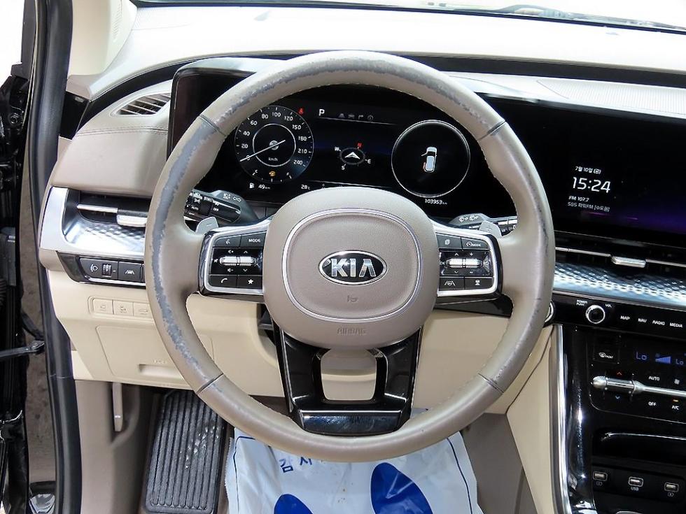 Kia Carnival — miniaturë 8
