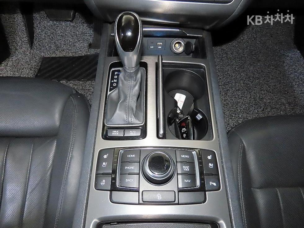 Hyundai Genesis — miniaturë 12