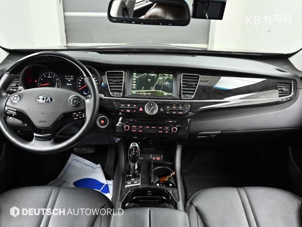 Kia K9 — miniaturë 7