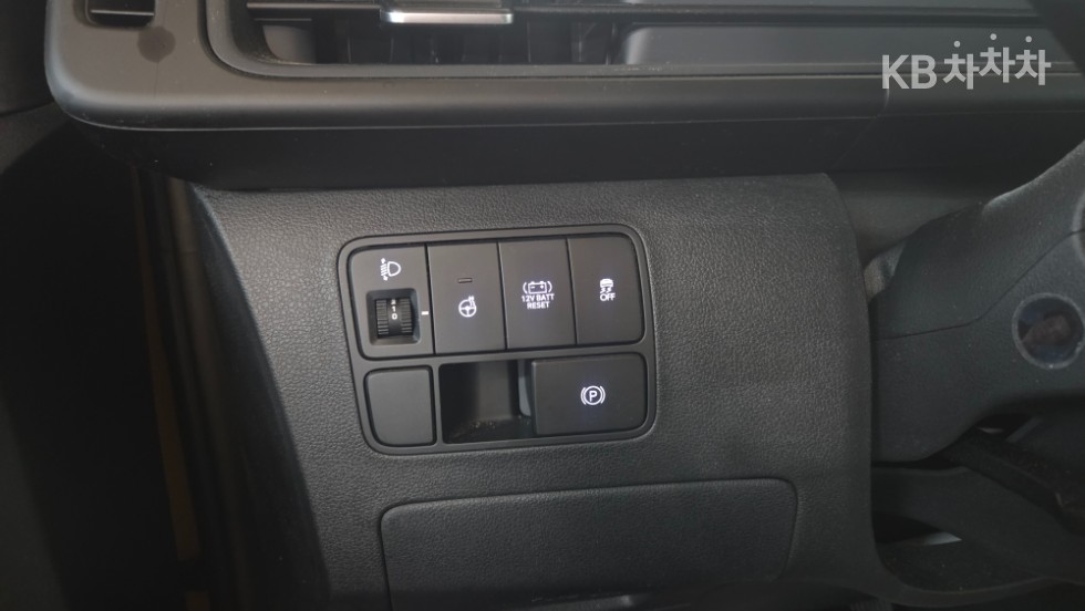 Hyundai Staria — miniaturë 17