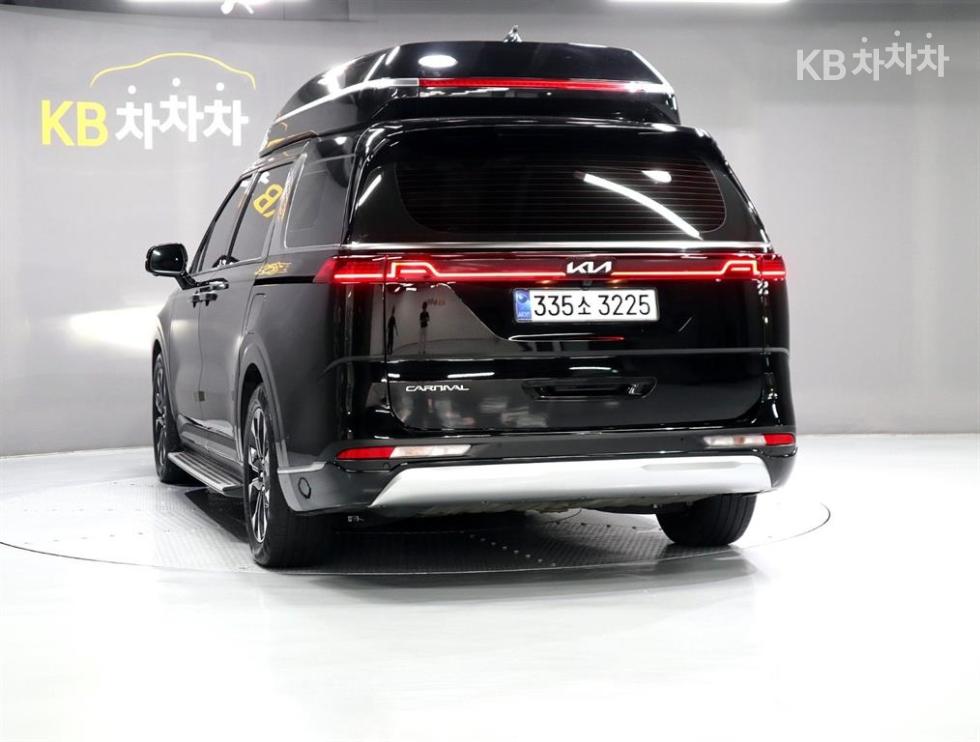 Kia Carnival — miniaturë 4