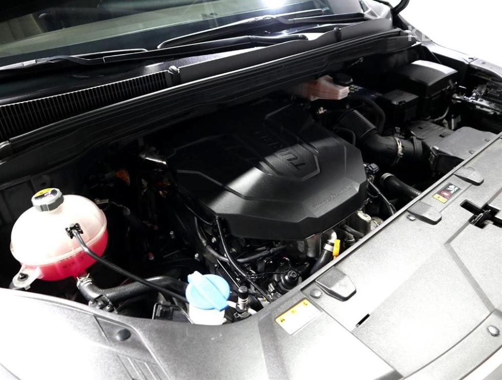 Kia Carnival — miniaturë 6