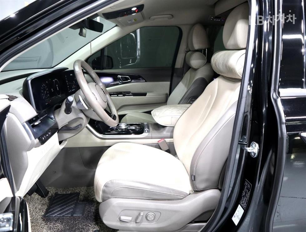 Kia Carnival — miniaturë 9