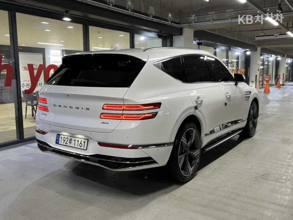 2024 Genesis GV80 photo