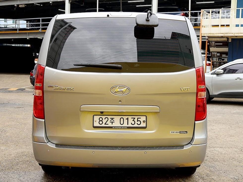 Hyundai Starex — miniaturë 3