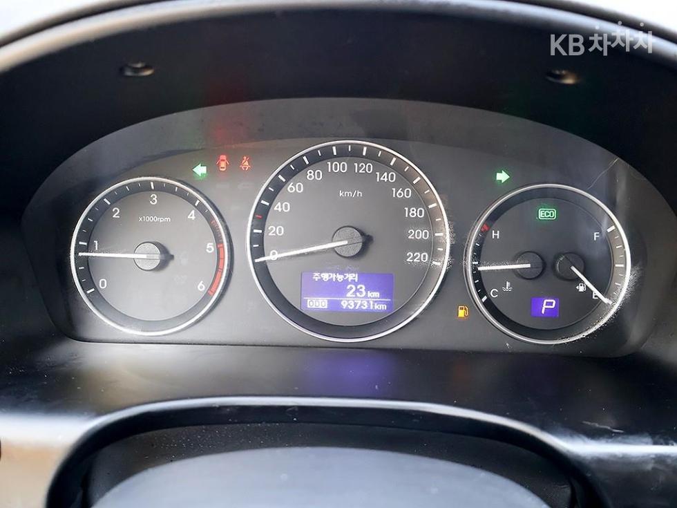 Hyundai Starex — miniaturë 6