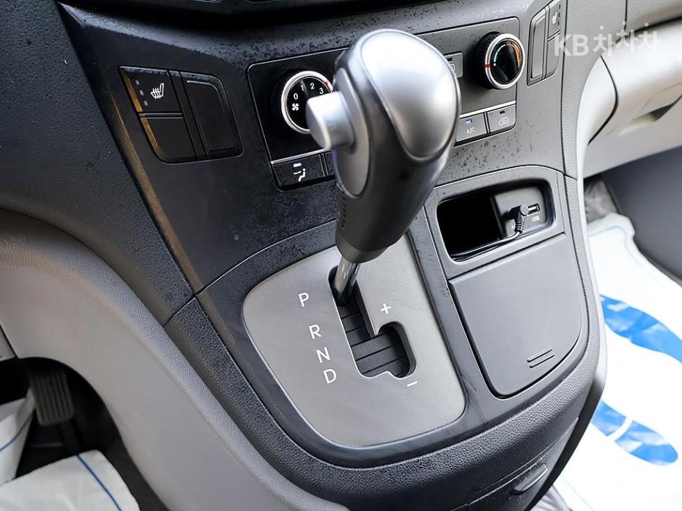 Hyundai Starex — miniaturë 7