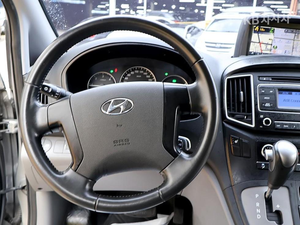 Hyundai Starex — miniaturë 8