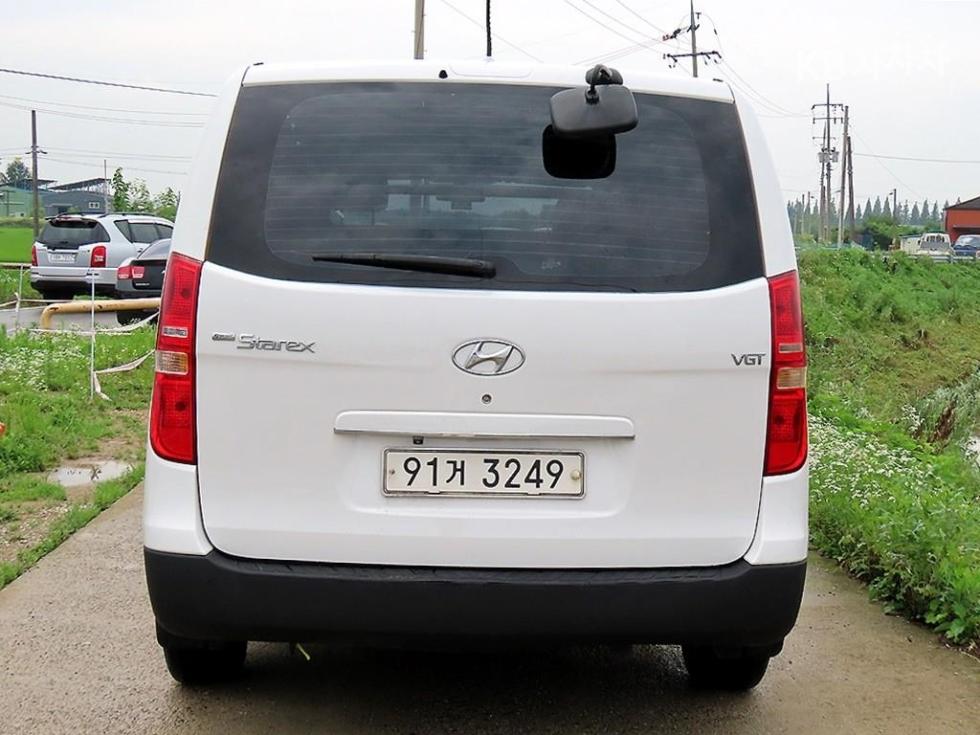 Hyundai Starex — miniaturë 4
