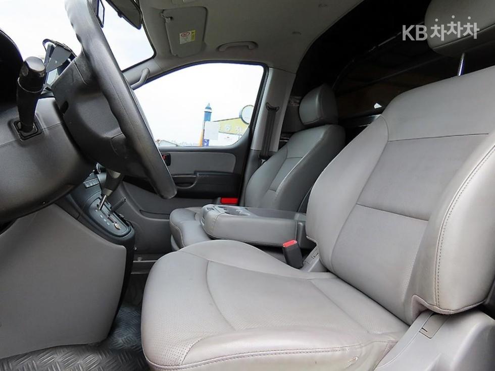 Hyundai Starex — miniaturë 5