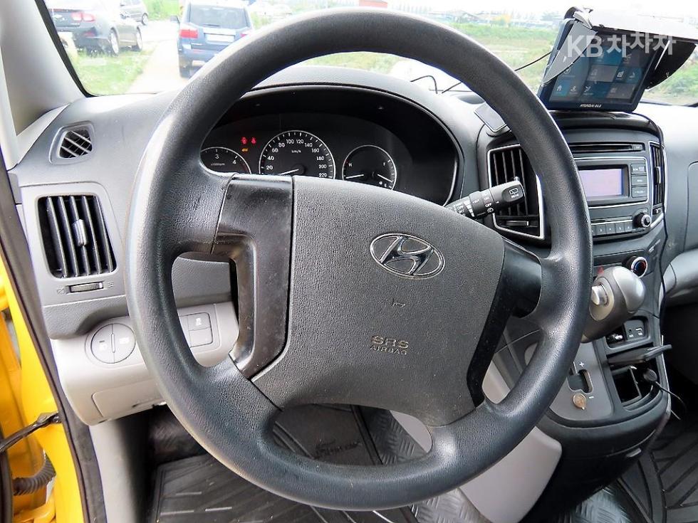 Hyundai Starex — miniaturë 6