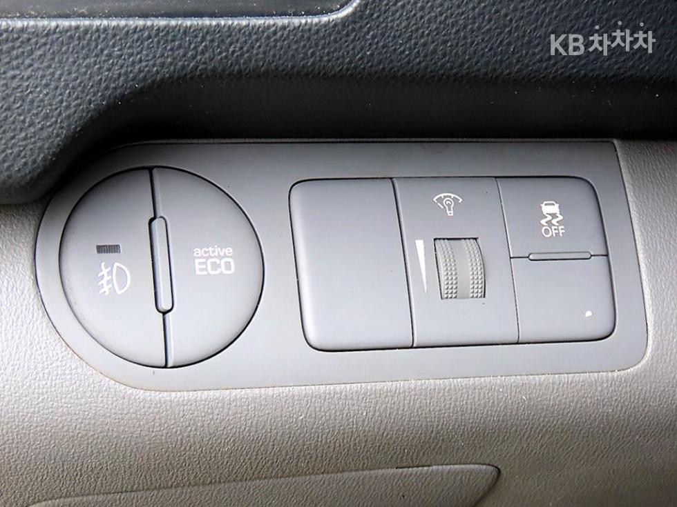 Hyundai Starex — miniaturë 13