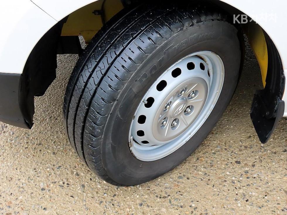 Hyundai Starex — miniaturë 20