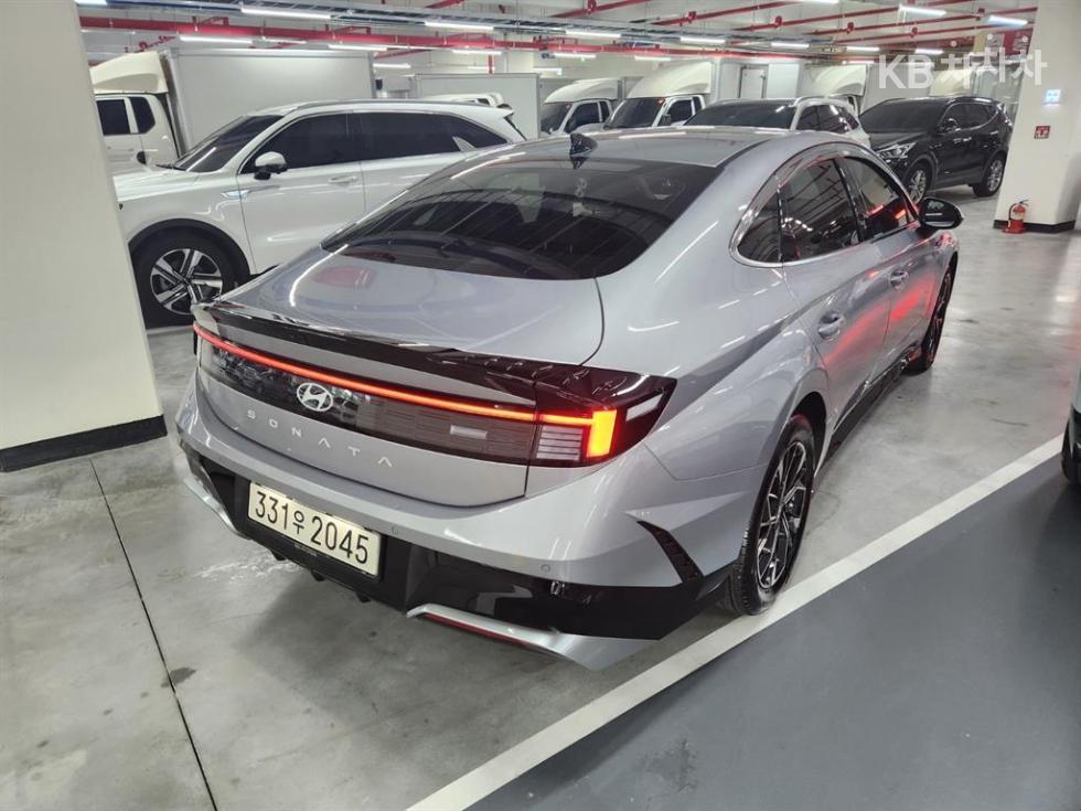 Hyundai Sonata — miniaturë 4