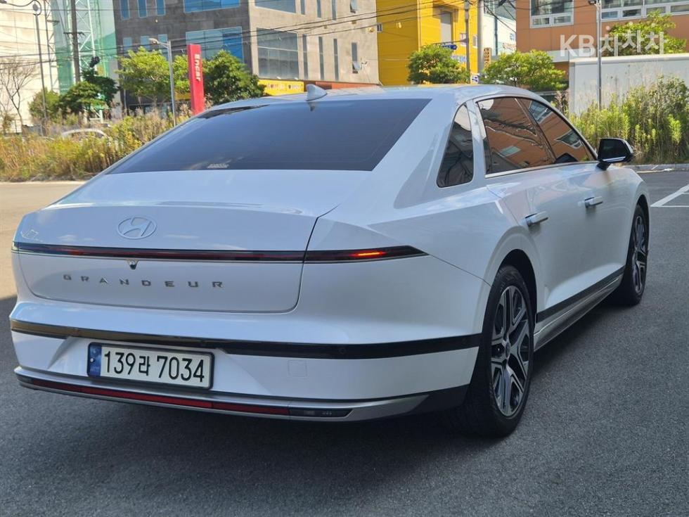 Hyundai Grandeur — miniaturë 4