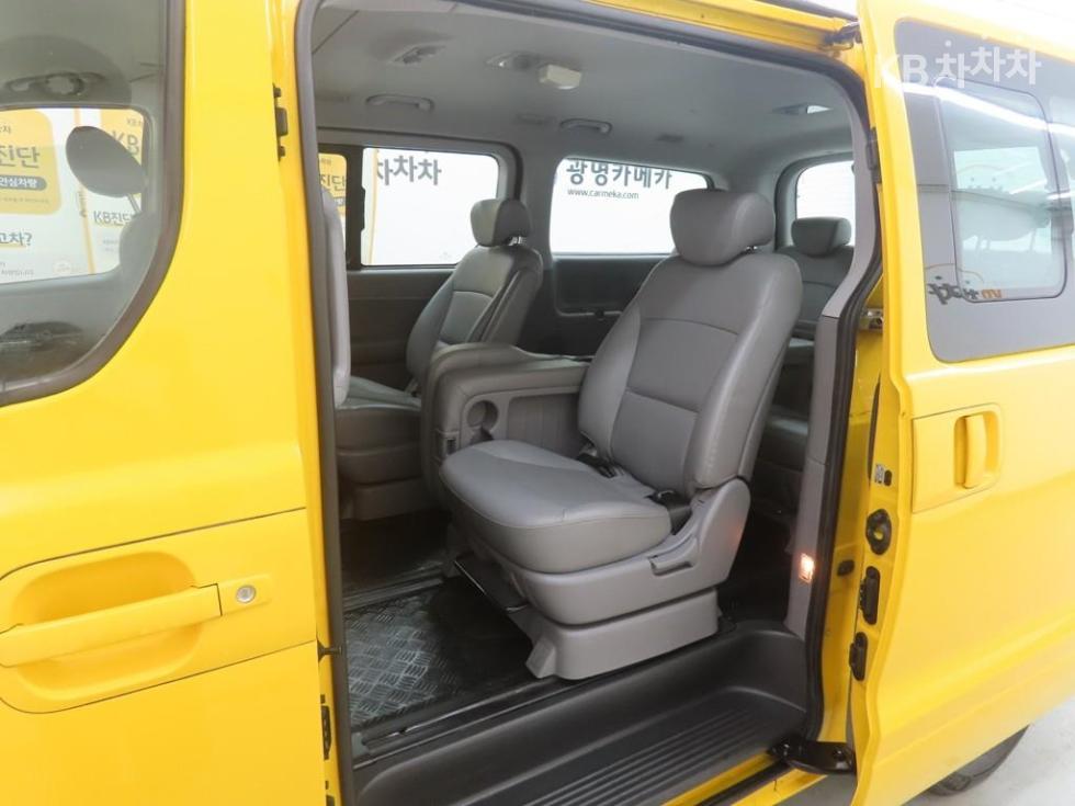 Hyundai Starex — miniaturë 6
