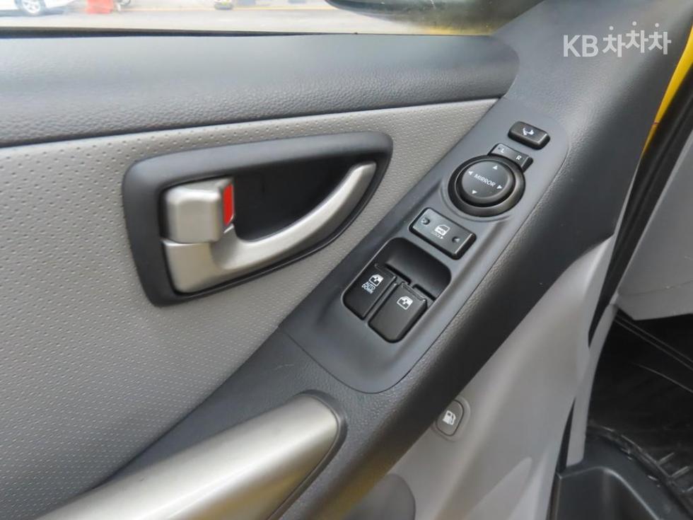 Hyundai Starex — miniaturë 9
