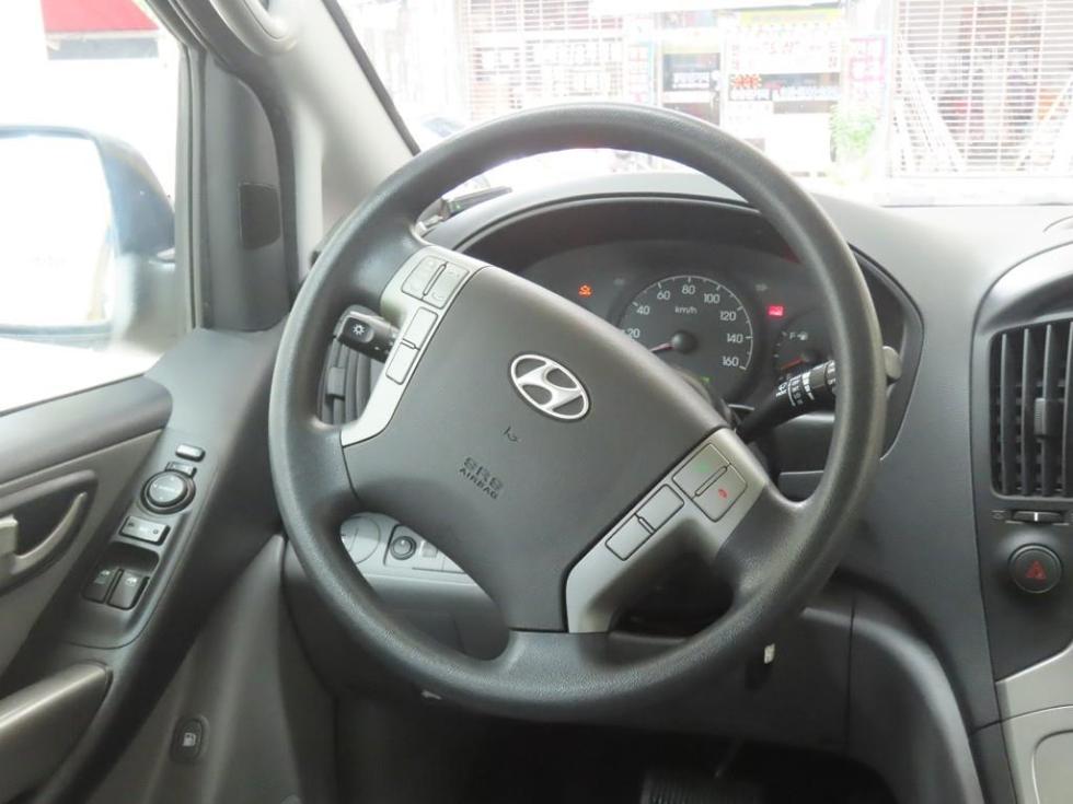 Hyundai Starex — miniaturë 18